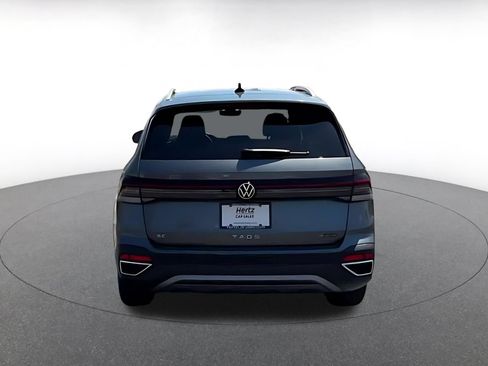Used 2026 Volkswagen Taos SE AWD/4WD image 10