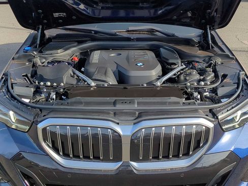 Used 2026 BMW 530i xDrive w/ M Sport Package AWD/4WD image 15