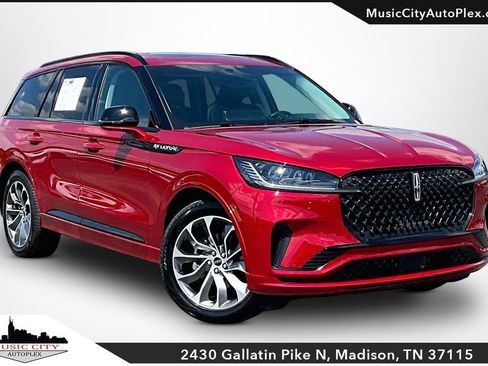Used 2025 Lincoln Aviator 2WD w/ Jet Appearance Package image 1