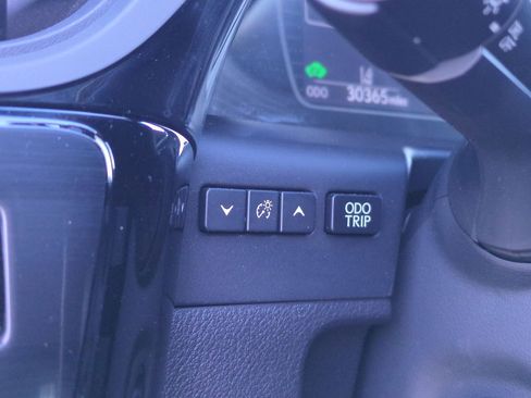 Used 2022 Lexus ES 300h Ultra Luxury image 25