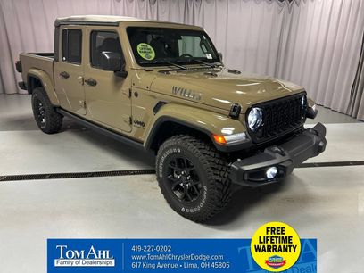 Used 2025 Jeep Gladiator Sport