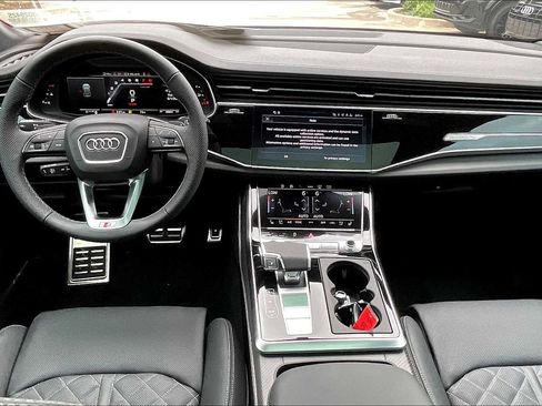 New 2025 Audi SQ8 Prestige image 5