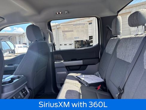 New 2026 Ford F250 XLT w/ XLT Premium Package AWD/4WD image 15