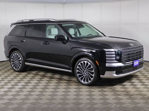 Certified 2026 Hyundai Palisade Calligraphy AWD/4WD image 2