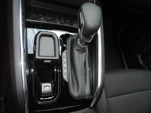 New 2026 GMC Canyon Elevation w/ Convenience Package RWD image 18