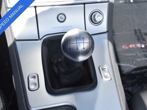Used 2005 Chrysler Crossfire Limited RWD image 5