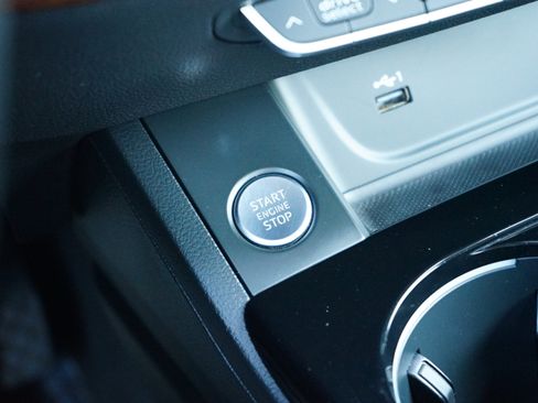 Used 2022 Audi A5 2.0T Premium image 35