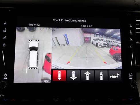 Used 2023 Jeep Grand Wagoneer Series II w/ Premium Group II image 14