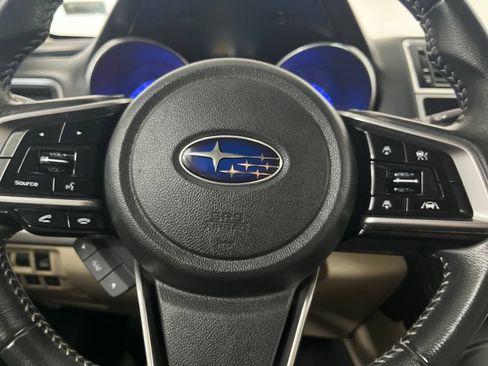 Used 2018 Subaru Outback 2.5i Limited AWD/4WD image 60