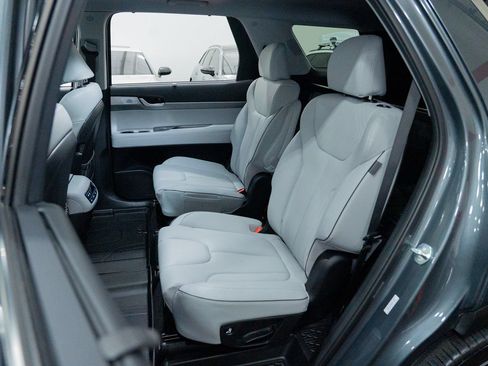 Used 2023 Hyundai Palisade SEL w/ Premium Package AWD/4WD image 21