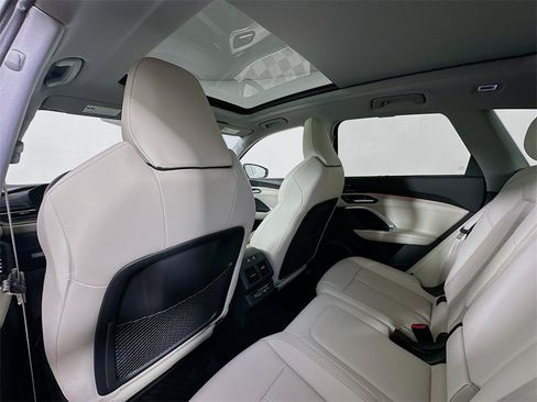 Used 2025 Audi Q5 Prestige image 4