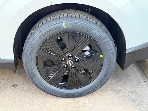 New 2026 Nissan Murano SV image 25