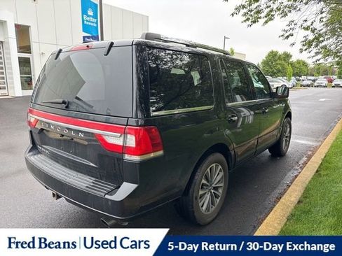 Used 2017 Lincoln Navigator Select AWD/4WD image 6