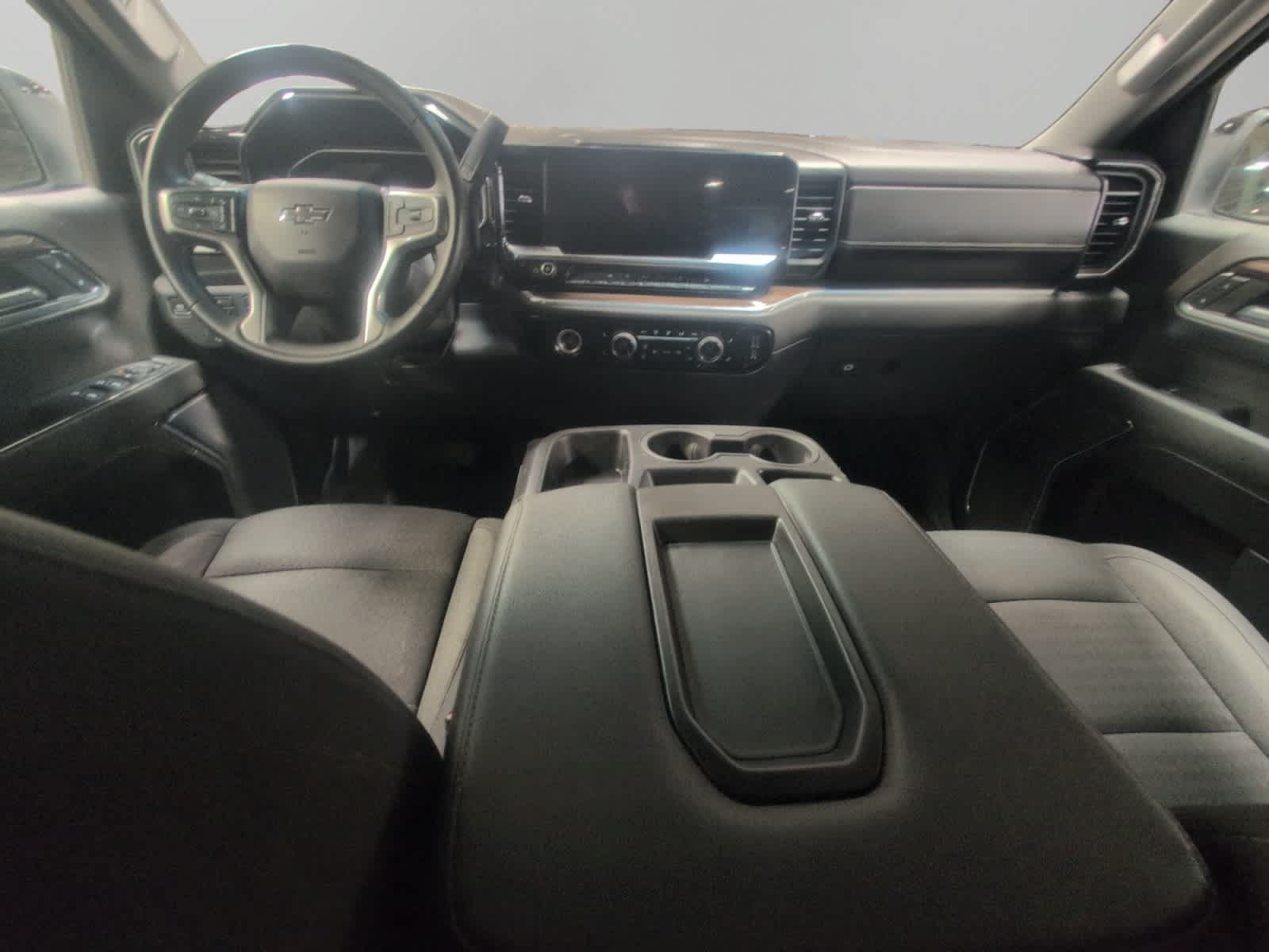 Used 2024 Chevrolet Silverado 1500 RST AWD/4WD image 10