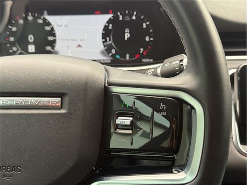 Used 2021 Land Rover Range Rover Evoque SE image 24