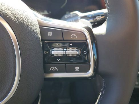 New 2026 Kia Carnival SX Prestige image 13