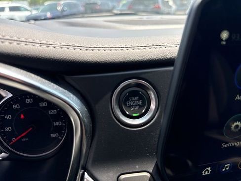 Used 2025 Chevrolet Blazer LT w/ Convenience Package image 16