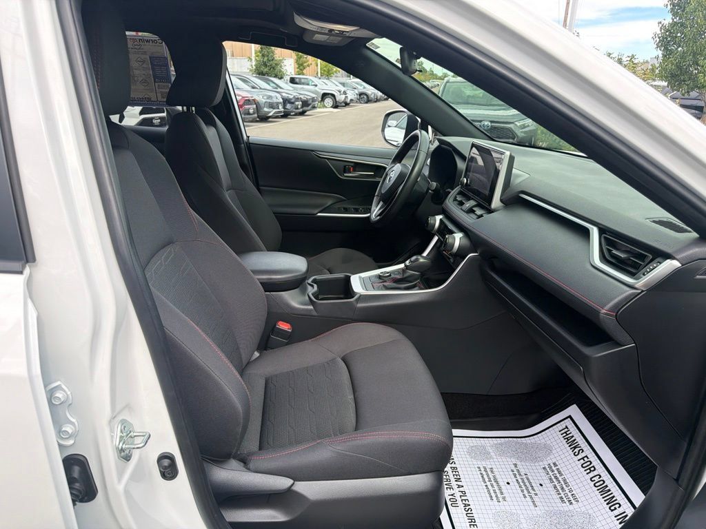 Used 2023 Toyota RAV4 SE w/ Weather & Moonroof Package AWD/4WD image 11