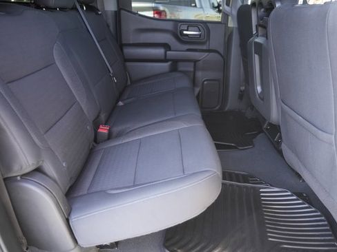 Used 2023 Chevrolet Silverado 1500 Custom image 15