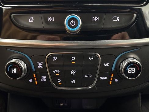 Used 2022 Chevrolet Traverse LT w/ LPO, 'HIT The Road' Package image 17