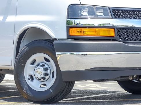 New 2026 Chevrolet Express 2500 Extended w/ Driver Convenience Package RWD image 4