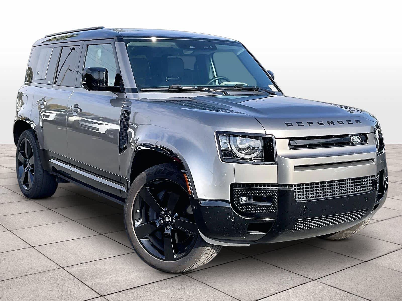 Used 2024 Land Rover Defender 110 X-Dynamic SE AWD/4WD image 2