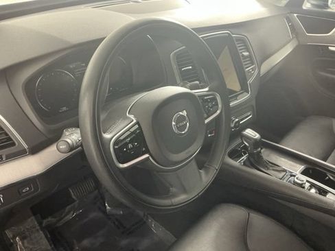 Used 2021 Volvo XC90 T5 Momentum w/ Climate Package AWD/4WD image 35