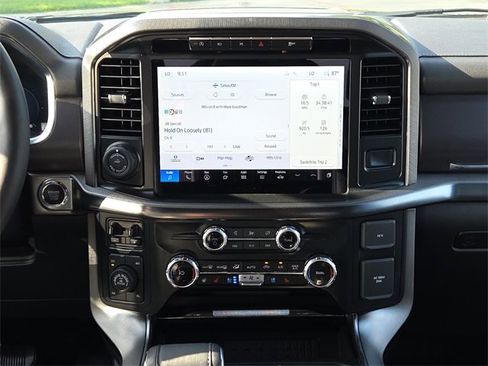 Used 2024 Ford F150 Platinum image 13