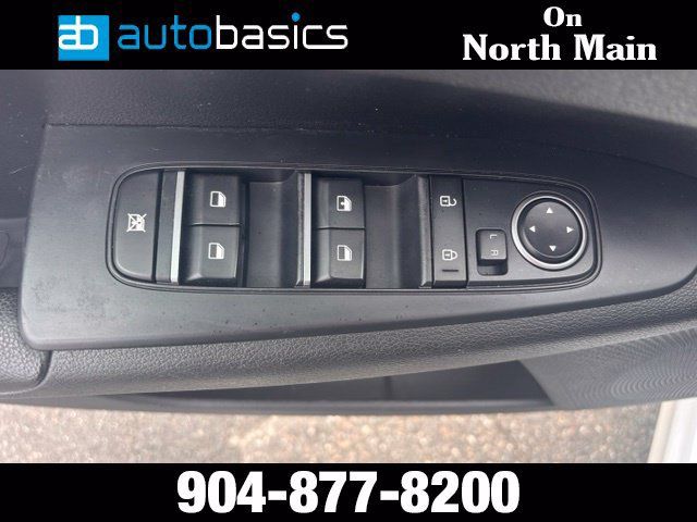 Used 2020 Kia Forte LXS FWD image 24