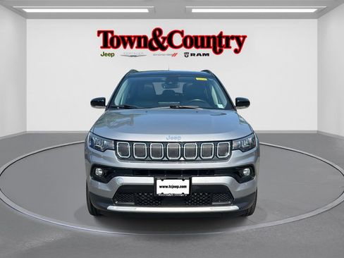 Certified 2022 Jeep Compass Limited w/ Sun and Sound Group AWD/4WD image 2