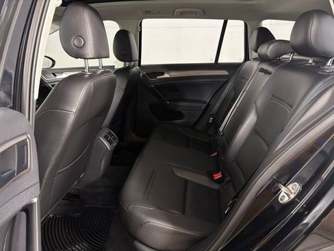Used 2019 Volkswagen Golf Alltrack SE AWD/4WD image 34