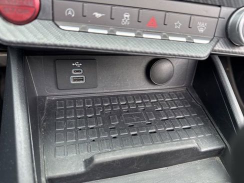 Used 2024 Ford Mustang Premium image 28