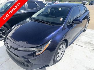 Used 2024 Toyota Corolla LE video 1