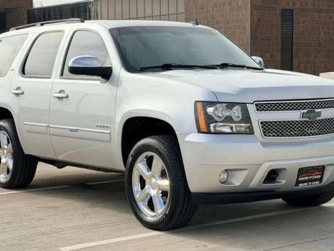 Used 2013 Chevrolet Tahoe LTZ image 5