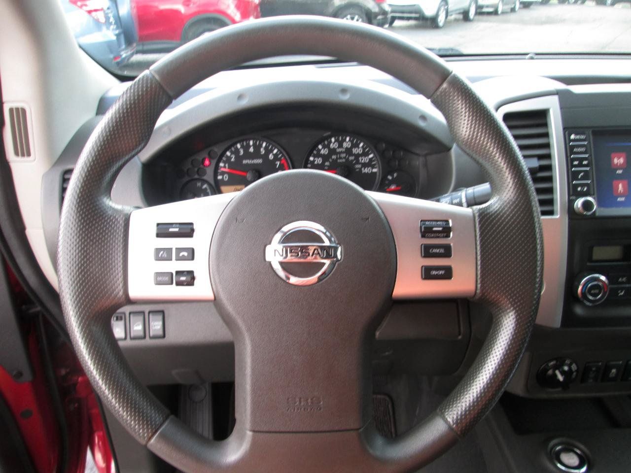 Used 2020 Nissan Frontier SV AWD/4WD image 32