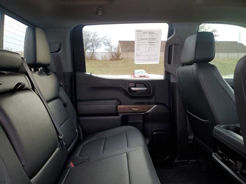 Used 2021 Chevrolet Silverado 1500 LT Trail Boss w/ Convenience Package II image 32