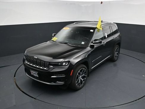 Used 2022 Jeep Grand Cherokee Summit AWD/4WD image 60
