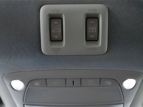 Used 2024 Nissan Murano SL image 21