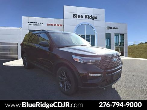 Used 2021 Ford Explorer XLT w/ Equipment Group 202A AWD/4WD image 1