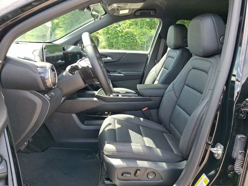 Used 2026 Chevrolet Equinox LT w/ Convenience Package II AWD/4WD image 14