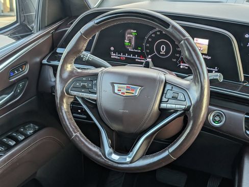 Certified 2023 Cadillac Escalade Sport Platinum AWD/4WD image 16