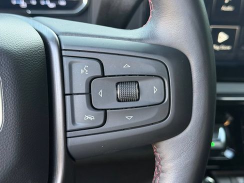 Used 2025 GMC Sierra 2500 AT4X AWD/4WD image 36