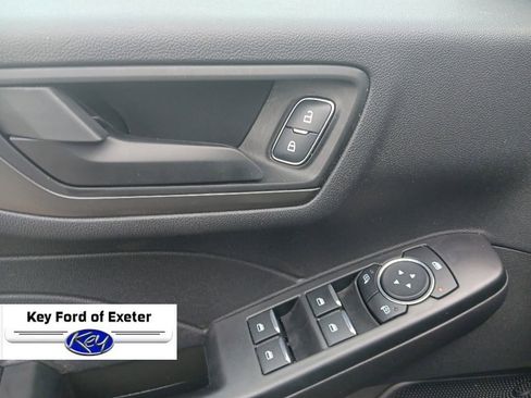 Used 2025 Ford Escape Active AWD/4WD image 19
