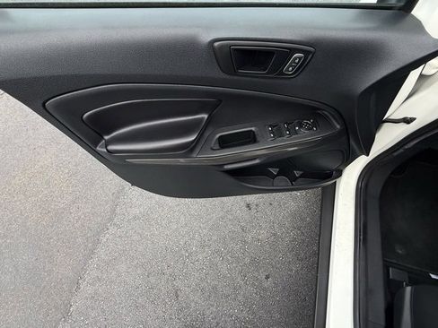 Used 2022 Ford EcoSport SES image 19
