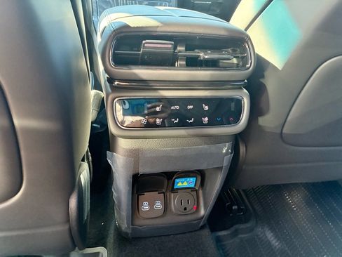 New 2026 Genesis GV80 3.5T e-SC image 16