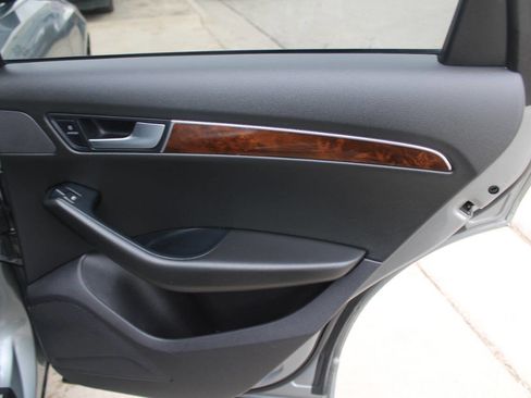 Used 2010 Audi Q5 3.2 Premium Plus image 9