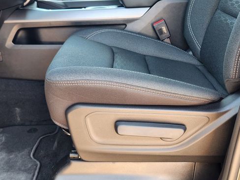 New 2026 RAM 1500 Express AWD/4WD image 18