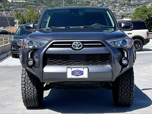 Used 2021 Toyota 4Runner SR5 Premium w/ Moonroof Package AWD/4WD image 6