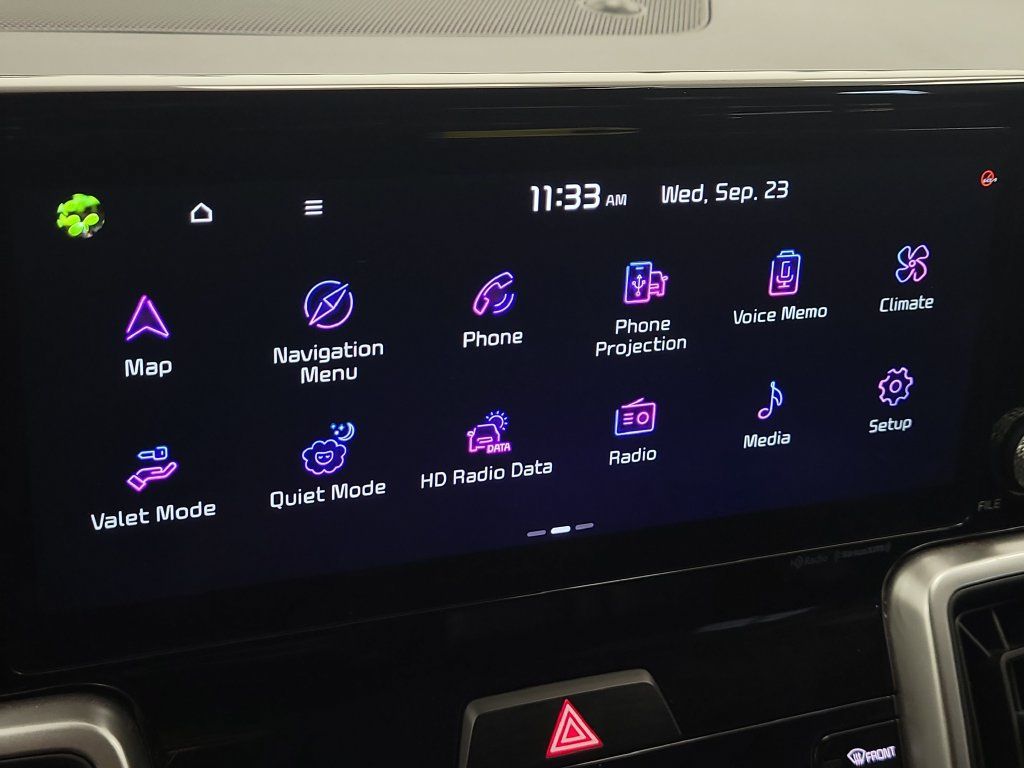 Used 2022 Kia Sorento EX w/ Panoramic Sunroof Package FWD image 16