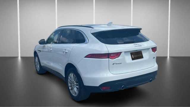 Used 2018 Jaguar F-PACE Prestige AWD/4WD image 11